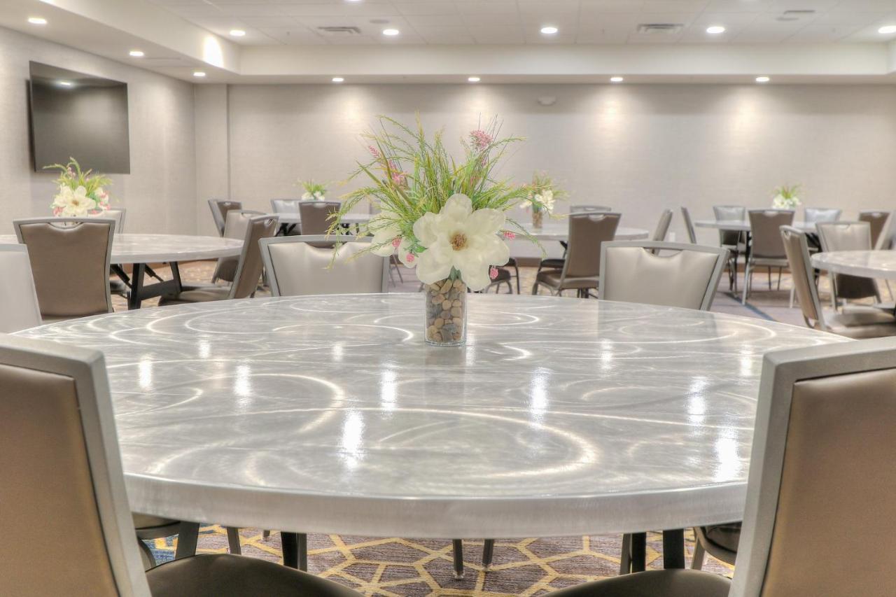 Holiday Inn & Suites Pigeon Forge Convention Center, An Ihg Hotel Екстер'єр фото