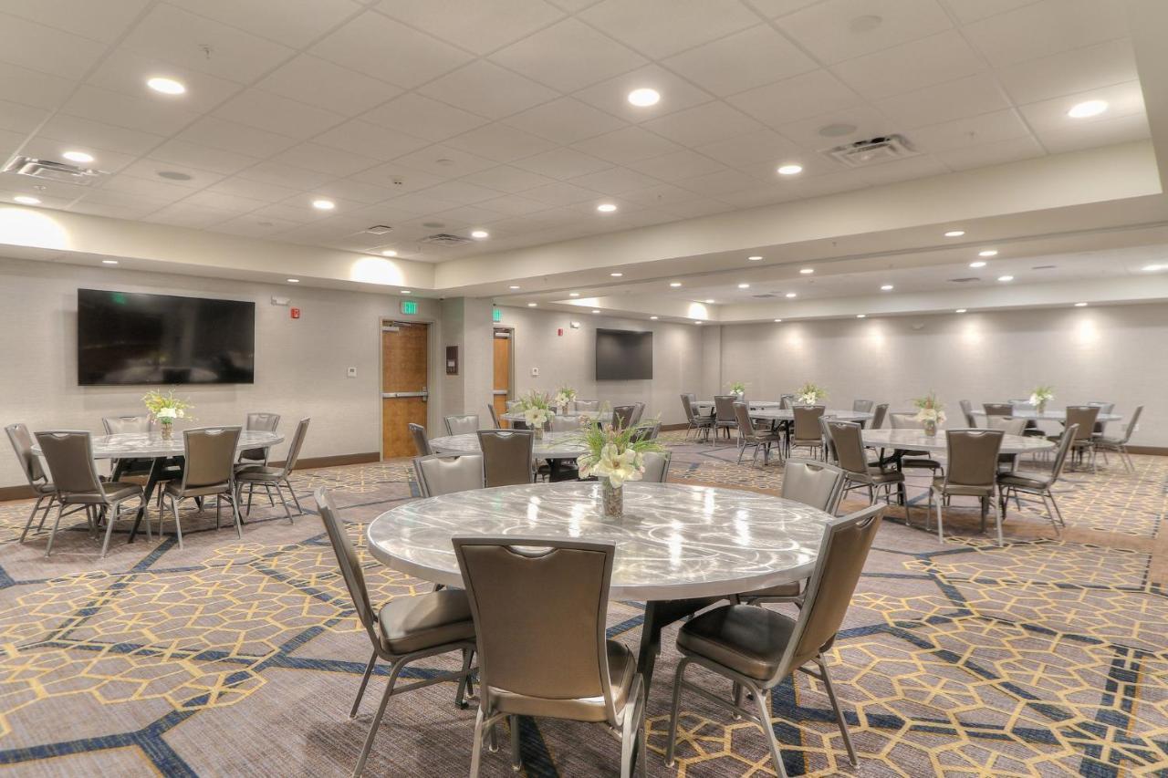 Holiday Inn & Suites Pigeon Forge Convention Center, An Ihg Hotel Екстер'єр фото